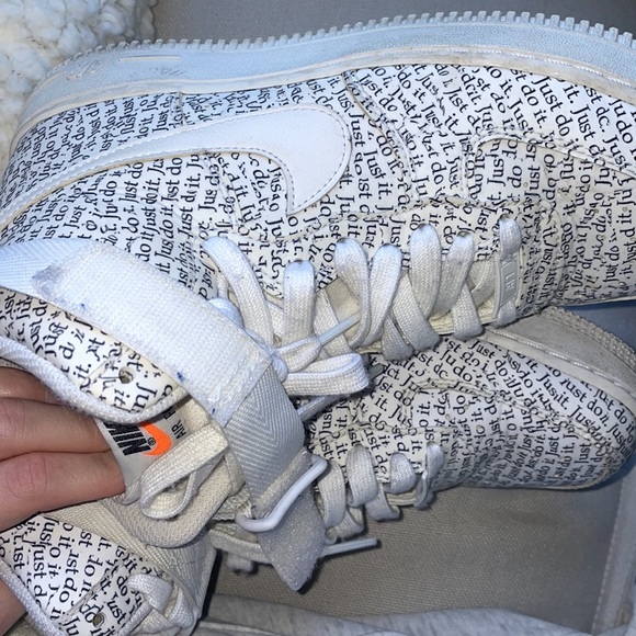 better pictures or rare nike high tops - Picture 3 of 3